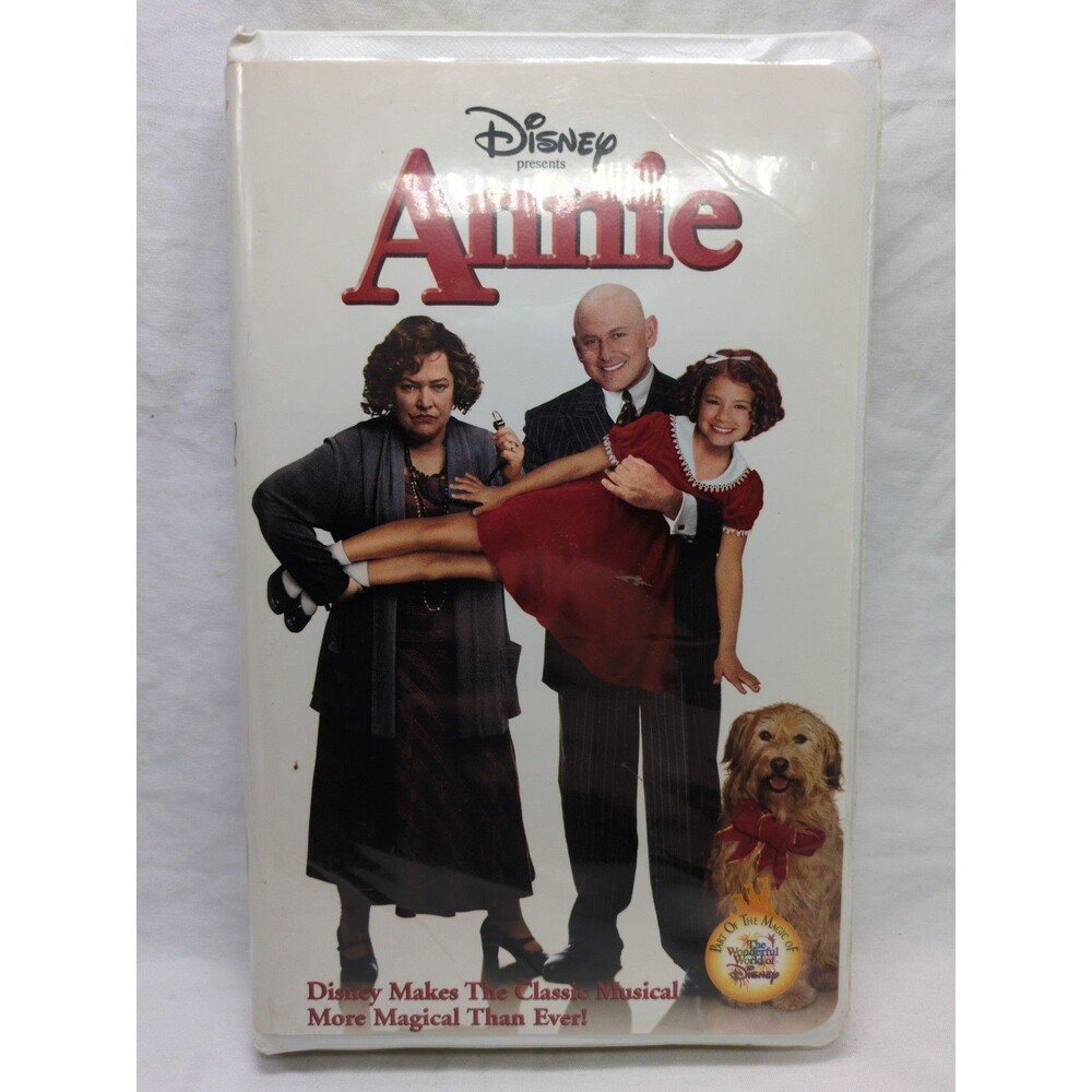 Disney Annie Clamshell VHS Tape